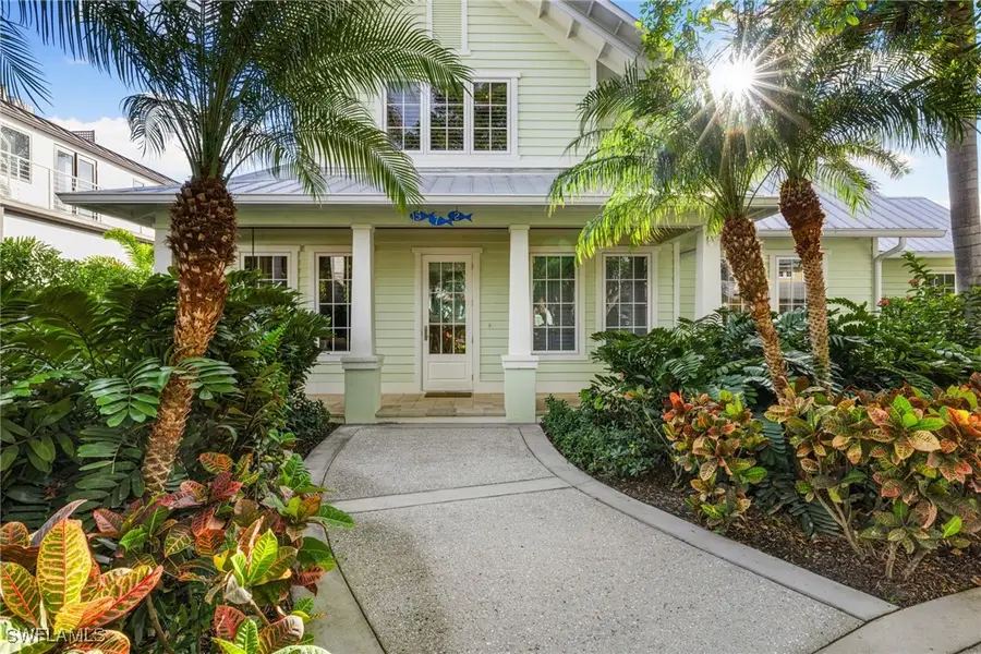 572 7th Avenue N, Naples, FL 34102 - Image #3