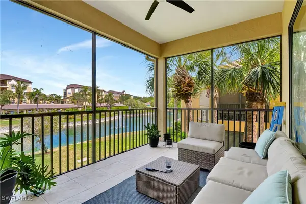 190 Vintage Circle #202, Naples, FL 34119