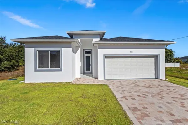 535 Manhattan Street E, Lehigh Acres, FL 33974