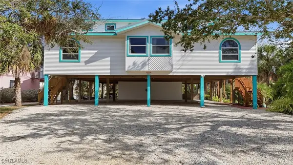 21697/699 Indian Bayou Drive, Fort Myers Beach, FL 33931