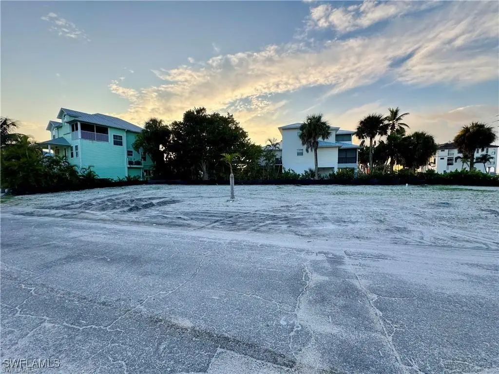 100 Washington Avenue, Fort Myers Beach, FL 33931 - Image #1