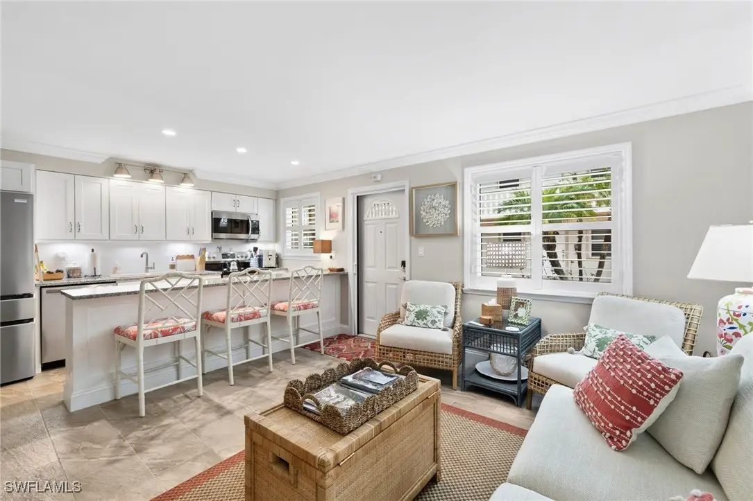 980 7th Avenue S #108, Naples, FL 34102 - Image #1