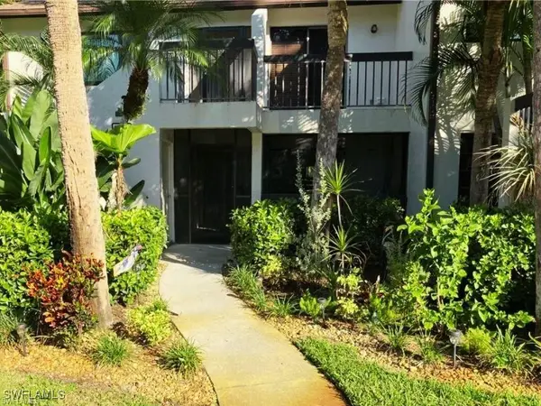 1826 Kings Lake Boulevard #7-101, Naples, FL 34112