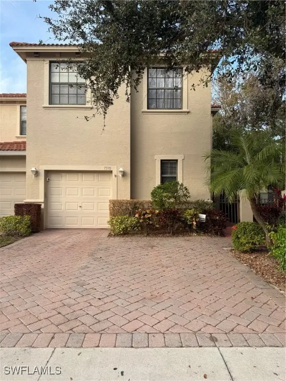 7576 Bristol Circle, Naples, FL 34120