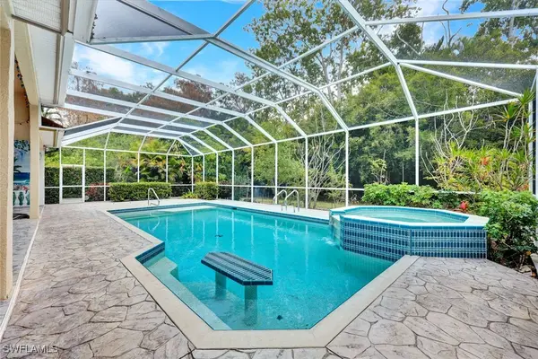 440 Henley Drive, Naples, FL 34104