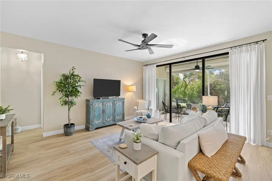 327 Emerald Bay Circle #W6, Naples, FL 34110 - Image #2