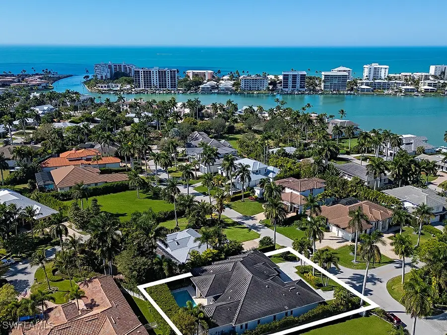 452 Putter Point Drive, Naples, FL 34103 - #2