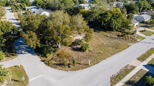 27654 Imperial River Road, Bonita Springs, FL 34134