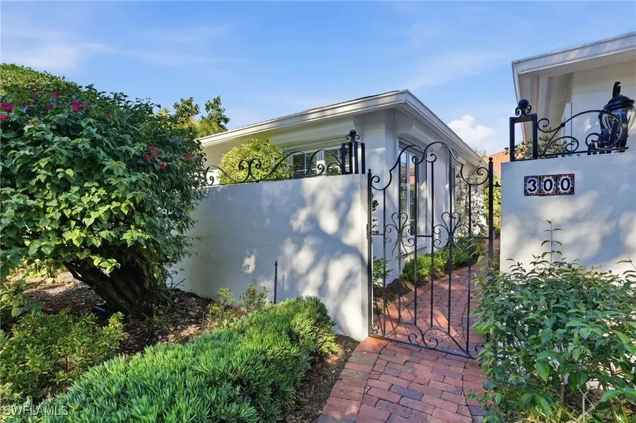 300 Bald Eagle Drive #1, Naples, FL 34105 - Image #3