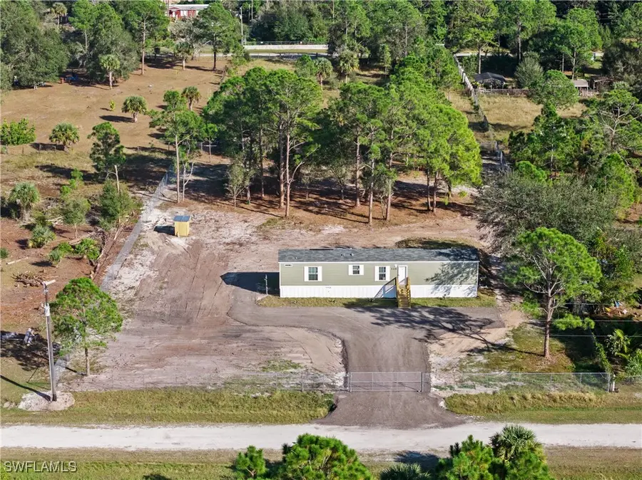 325 N Sendero Street, Clewiston, FL 33440 - Image #2