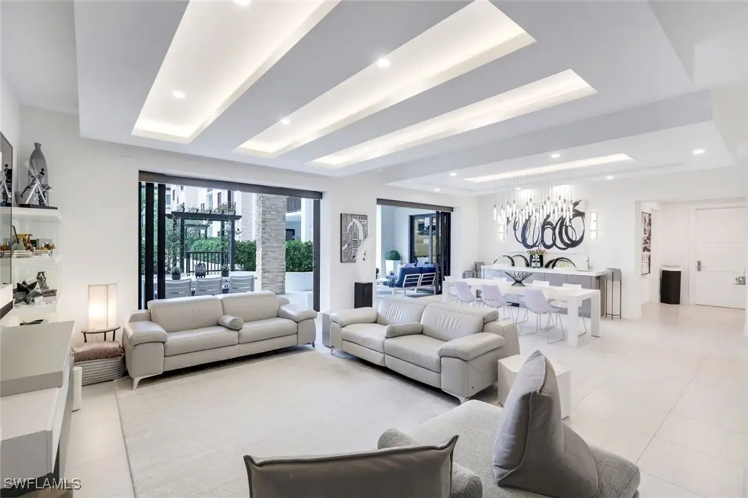 1135 3rd Avenue S #210, Naples, FL 34102 - Image #1