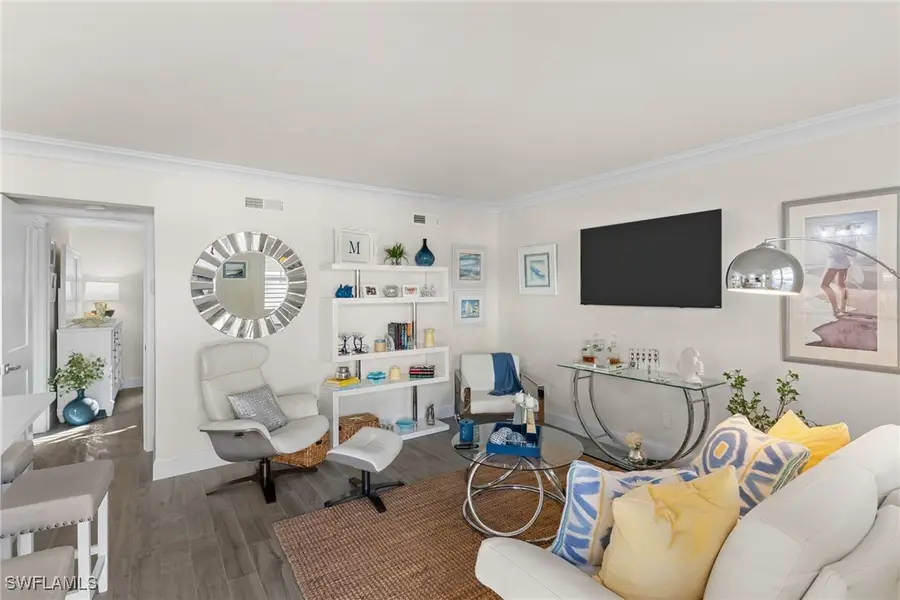 980 7th Avenue S #102, Naples, FL 34102 - Image #3