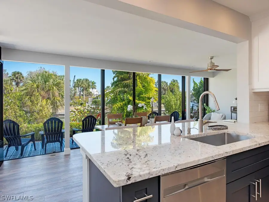 3165 Lakeview Drive, Naples, FL 34112 - #3