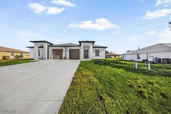 121-123 Jenna Ave S, Lehigh Acres, FL 33973