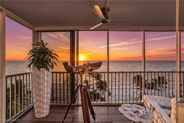 3003 Gulf Shore Boulevard N #701, Naples, FL 34103