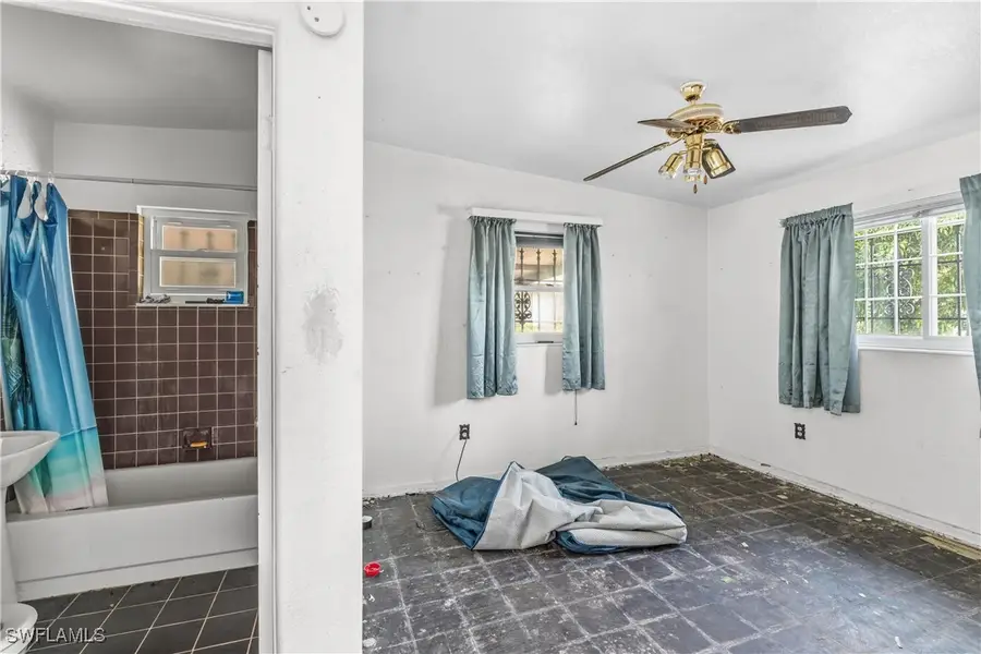 1417 Gardenia Avenue, Fort Myers, FL 33916 - Image #3