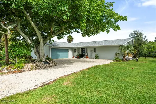 2271 Harbor Road, Naples, FL 34104