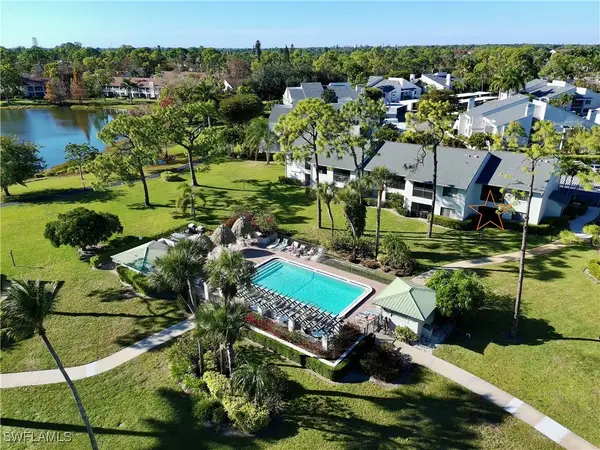 2990 Kings Lake Boulevard #2990, Naples, FL 34112