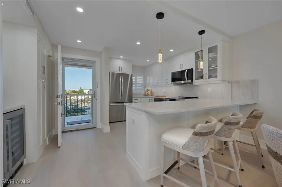 57 High Point Circle W #405, Naples, FL 34103 - Image #3