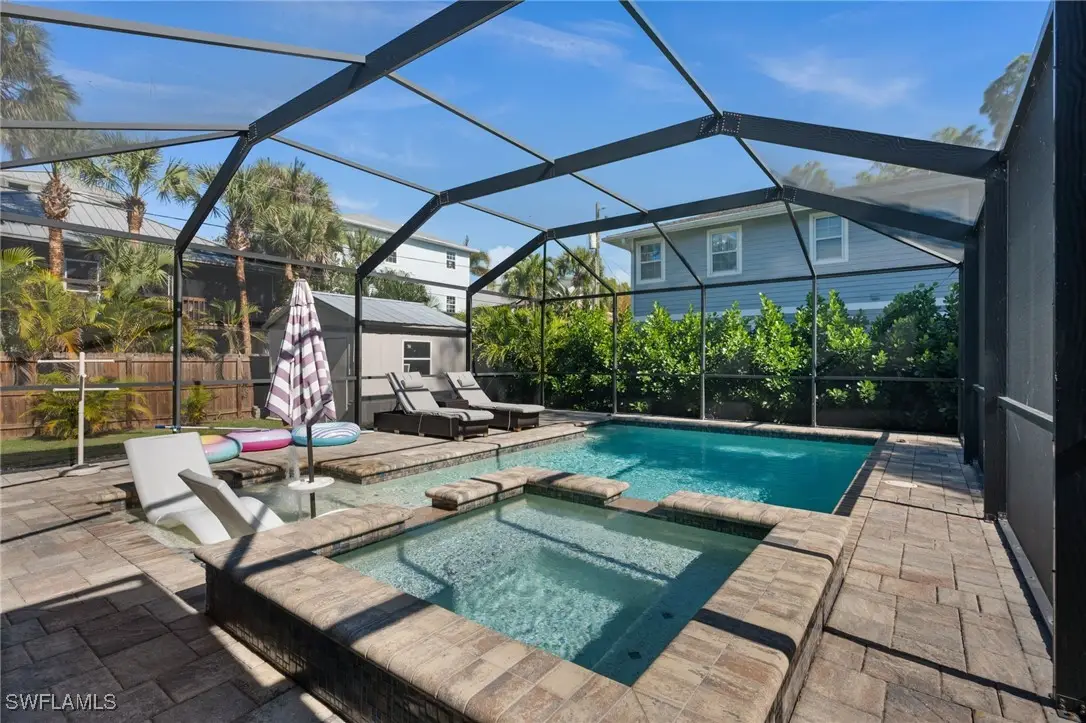 723 Park Avenue, Naples, FL 34110 - #1