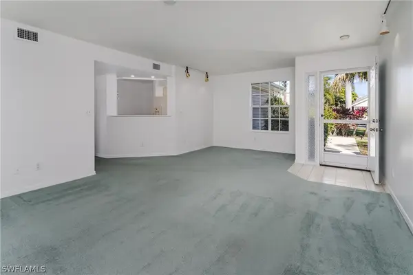 171 Bristol Lane #b101, Naples, FL 34112