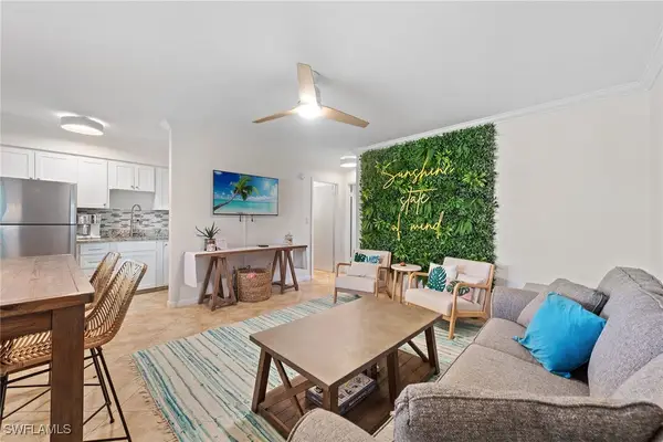 235 Seaview Court #F7, Marco Island, FL 34145