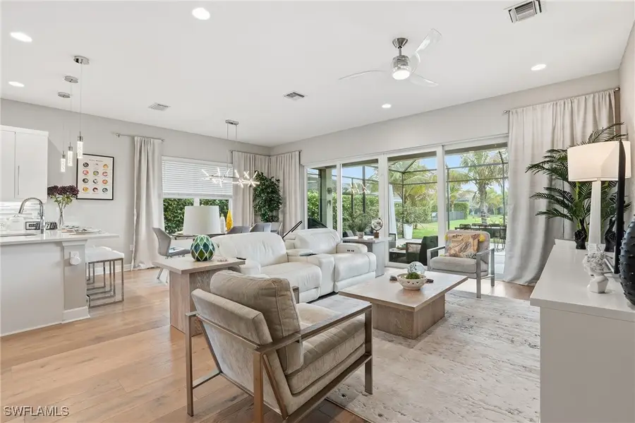 11394 Jacaranda Drive, Naples, FL 34120 - Image #3