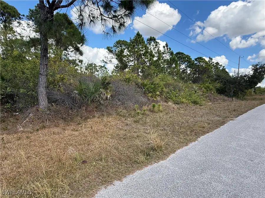 1035 Gladys Street, Lehigh Acres, FL 33974 - Image #2