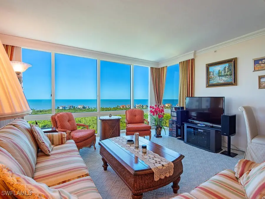 7515 Pelican Bay Boulevard #17A, Naples, FL 34108 - Image #3