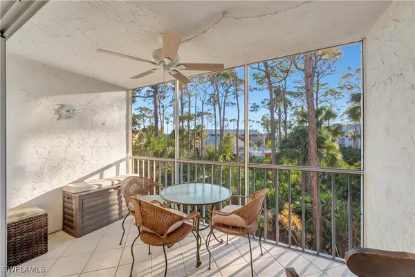 3072 Sandpiper Bay Circle #M206, Naples, FL 34112