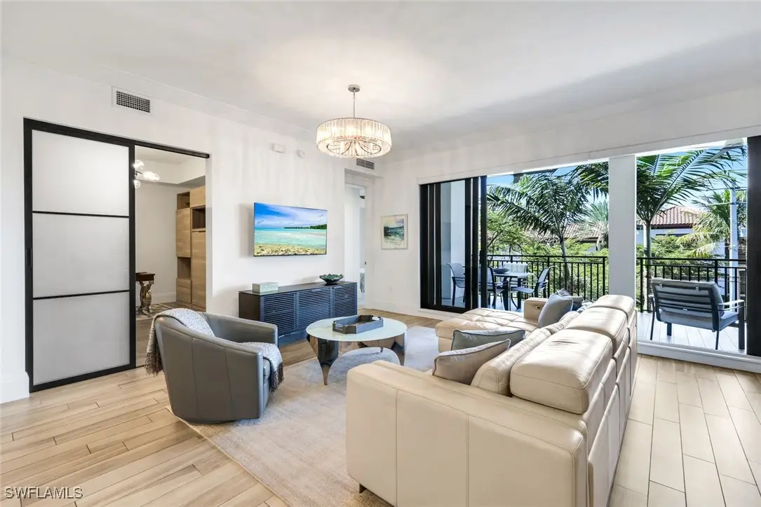 1035 3rd Avenue S #305, Naples, FL 34102 - Image #1