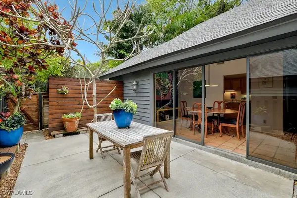 1329 Solana Road #K5, Naples, FL 34103