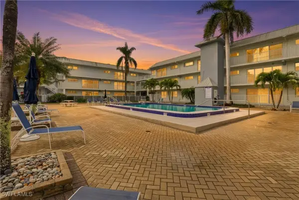 1100 8th Avenue S #213B, Naples, FL 34102