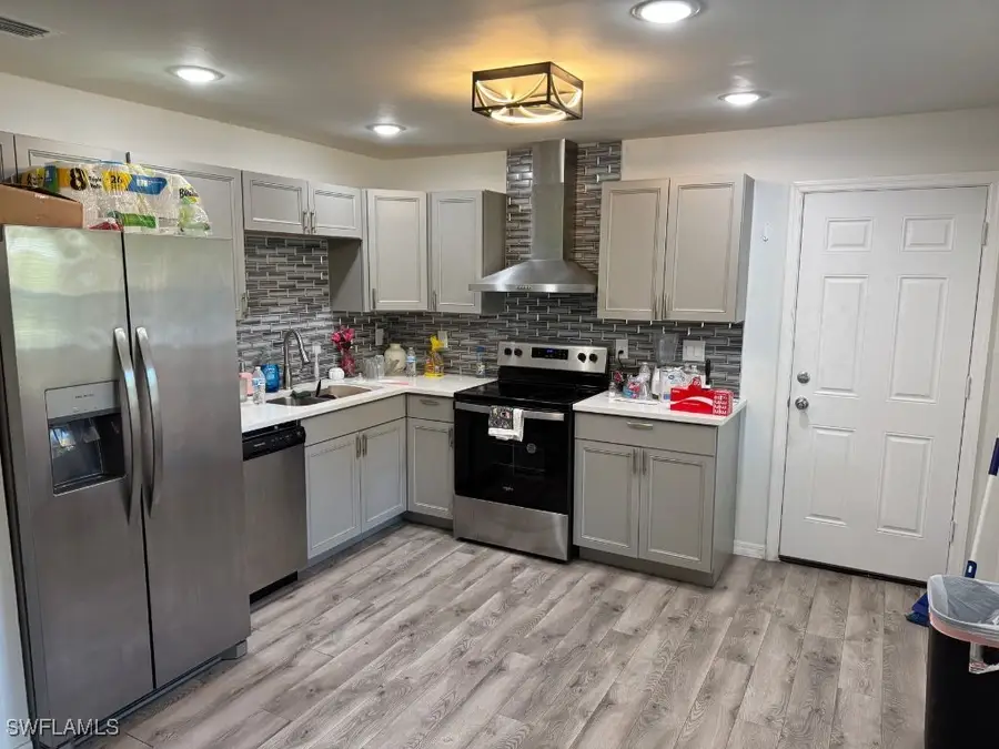 164 Prospect Avenue, Fort Myers, FL 33905 - Image #2