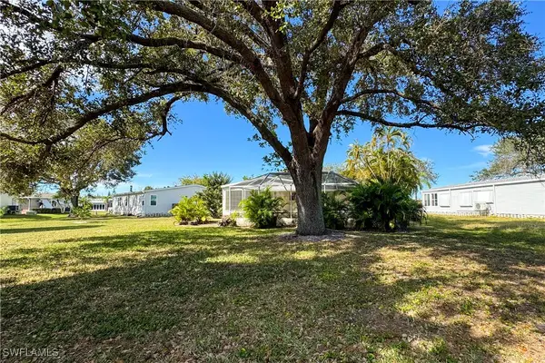 296 Riverwood Road, Naples, FL 34114