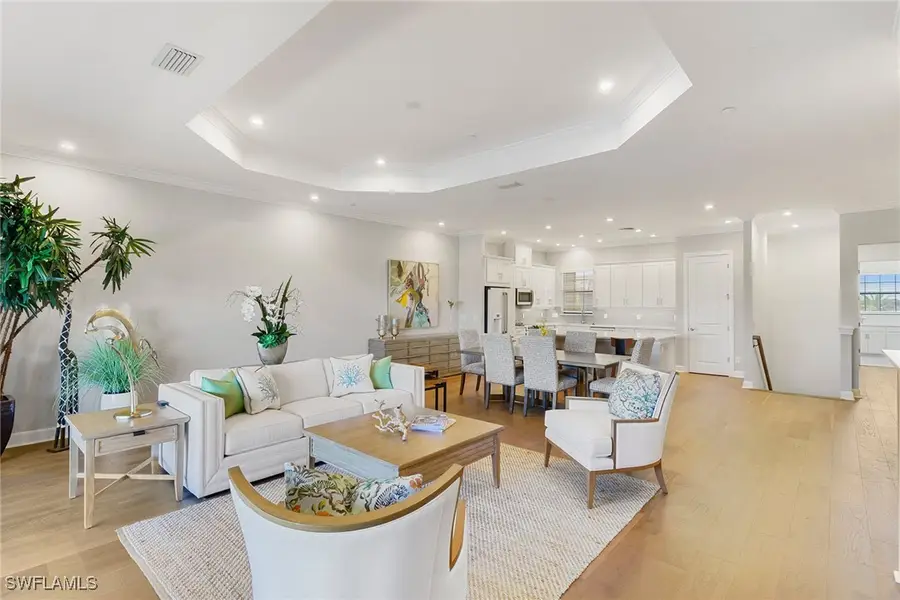 9633 Montelanico Loop #203, Naples, FL 34119 - Image #3