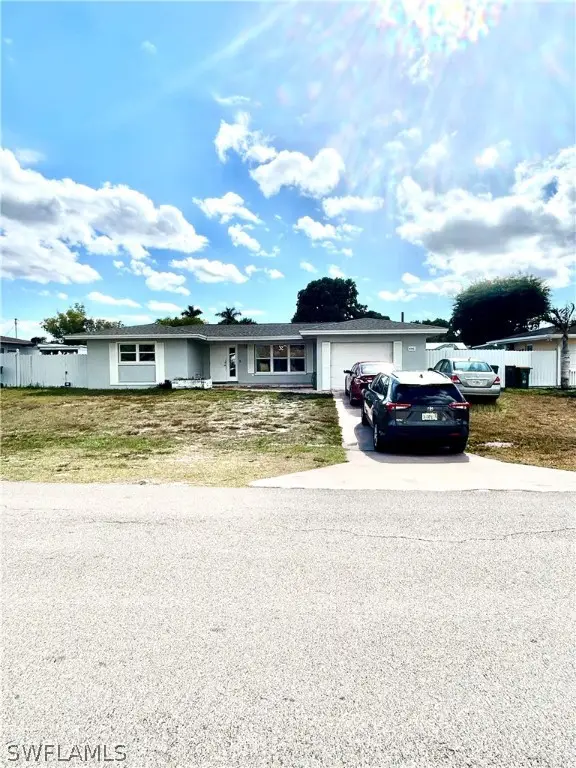 4356 22nd Place Sw, Naples, FL 34116