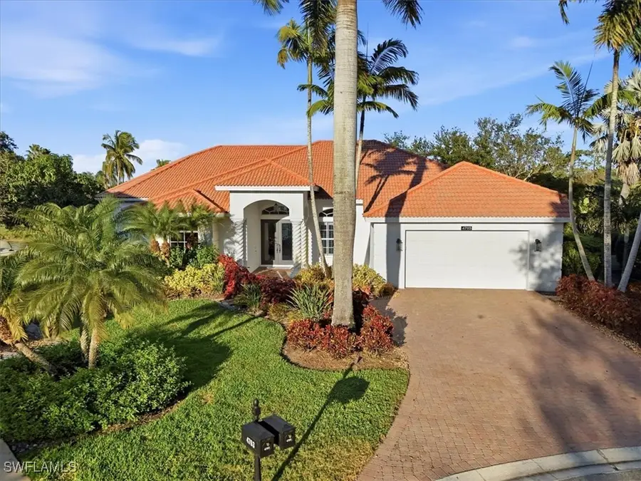 4785 Kittiwake Court, Naples, FL 34119 - Image #3