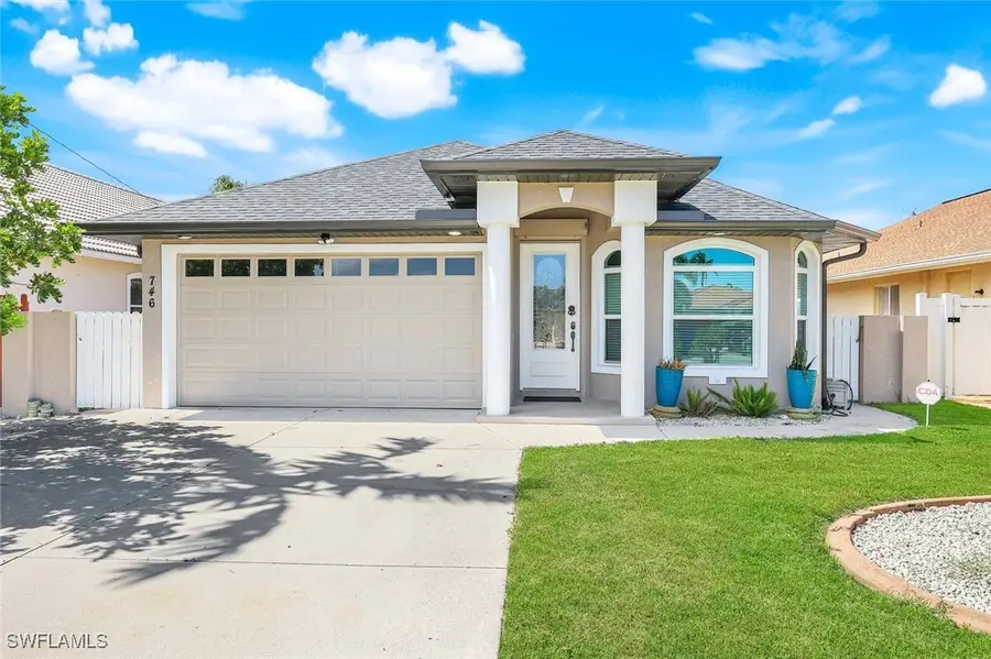 746 101st Avenue N, Naples, FL 34108 - #2