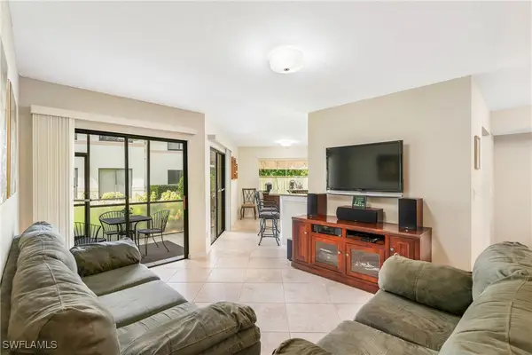 47 Bennington Drive #8-6, Naples, FL 34104