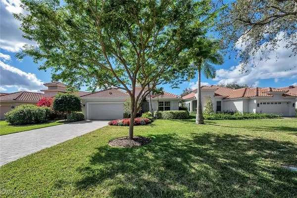 977 Tierra Lago Way, Naples, FL 34119