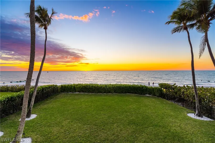 25 2nd Avenue S, Naples, FL 34102 - #3