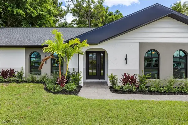 1911 Princess Court, Naples, FL 34110