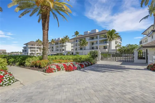 4400 Gulf Shore Boulevard N #2-203, Naples, FL 34103