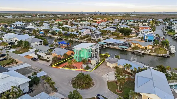 2300 Sycamore Street, St James City, FL 33956