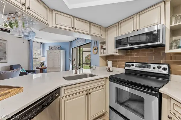 9623 Eaton Gardens Lane #105, Fort Myers, FL 33919