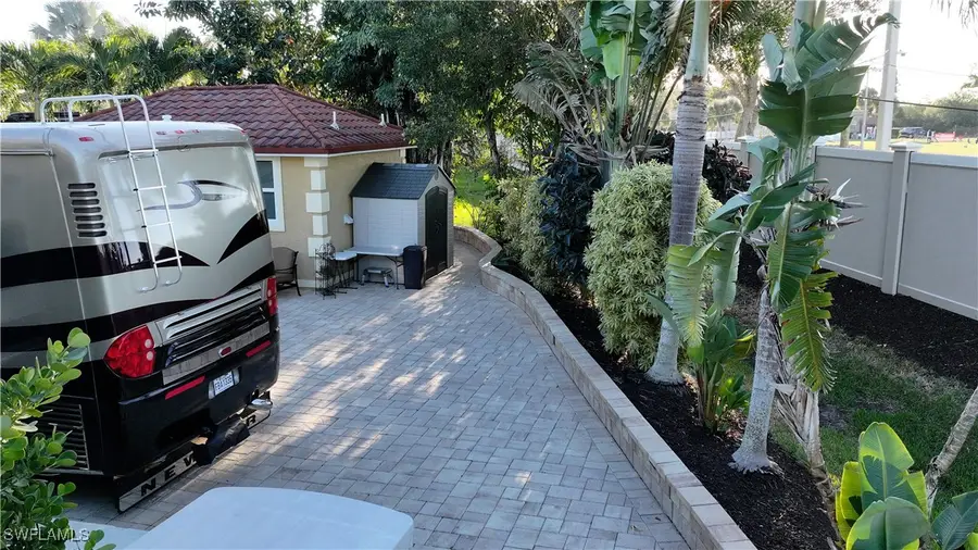 4620 Southern Breeze Drive, Naples, FL 34114 - #2