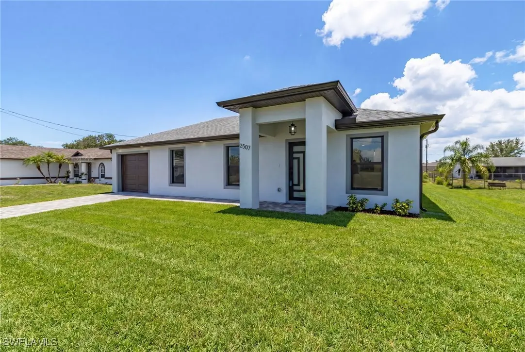 2507 26 Street Sw, Lehigh Acres, FL 33976 - Image #1