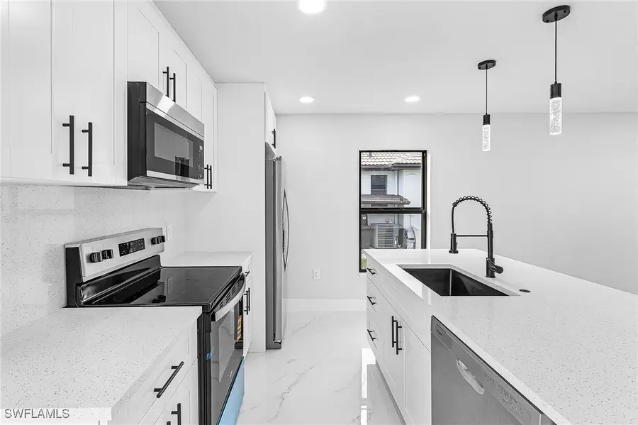 2507 26 Street Sw, Lehigh Acres, FL 33976 - Image #3