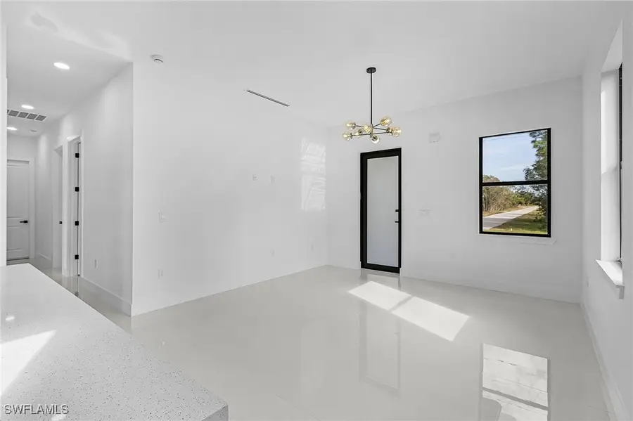 918 Anaconda Avenue S, Lehigh Acres, FL 33974 - Image #2